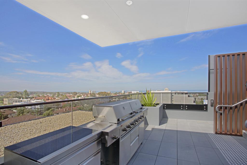☆ Heart Of St Kilda ☆ Infinity Pool+Parking+Wifi Leilighet Melbourne Eksteriør bilde